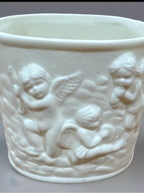 Vintage White Bisque Cherub Planter Vase Cachepot 4” Angel Relief Cottage Decor